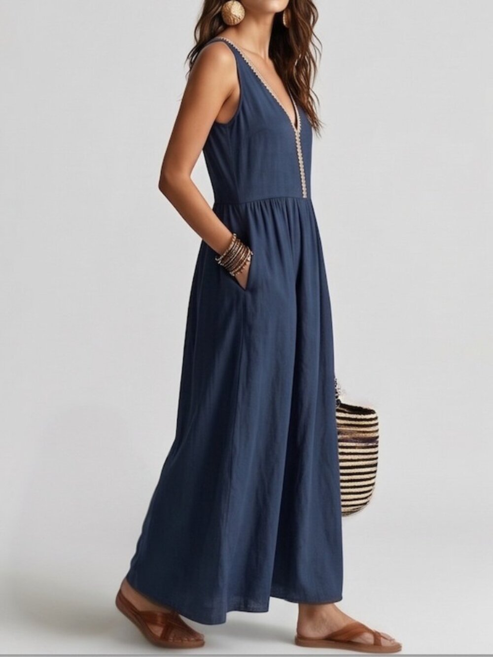 Boho Chic Cotton Sleeveless Maxi Dress with Embroidery And Pockets - Picture 5 of 9